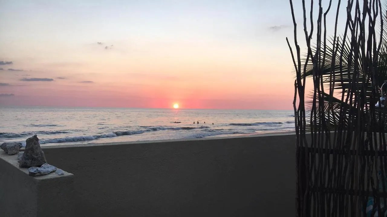 Katamah Beachfront Guesthouse